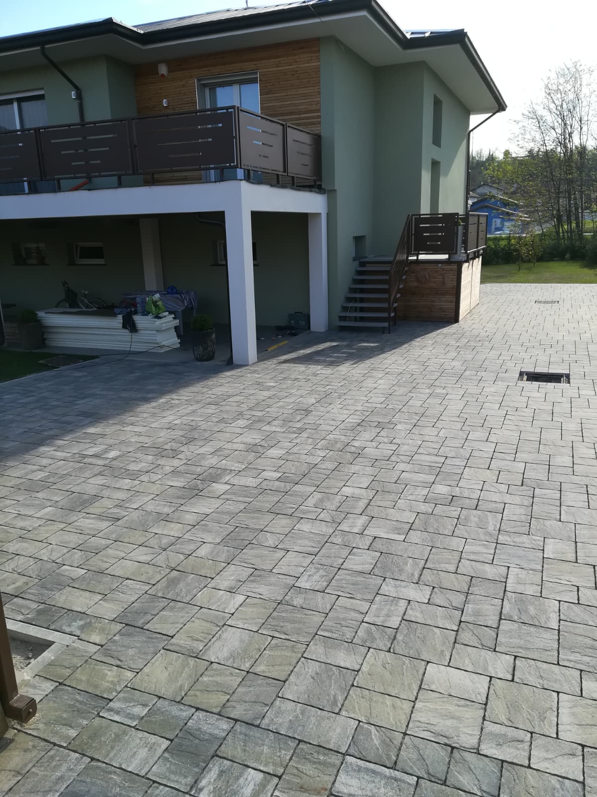 Pavimentazioni esterne - Porfido e pietra